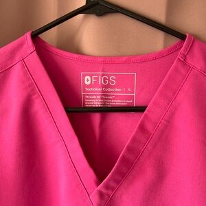 Figs Electric Orchid 💓 Catarina One-Pocket Scrub Top  | Size S